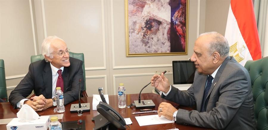 مصر واليونان تواصلان التنسيق لتنفيذ مشروع الربط الكهربائي المصري الأوروبي